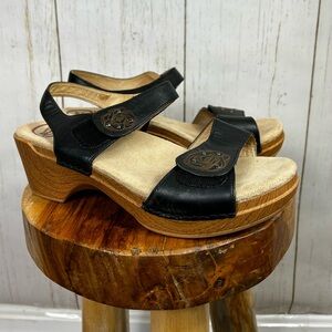 Dansko® Women's Sonnet Sandals - Black - Size 41